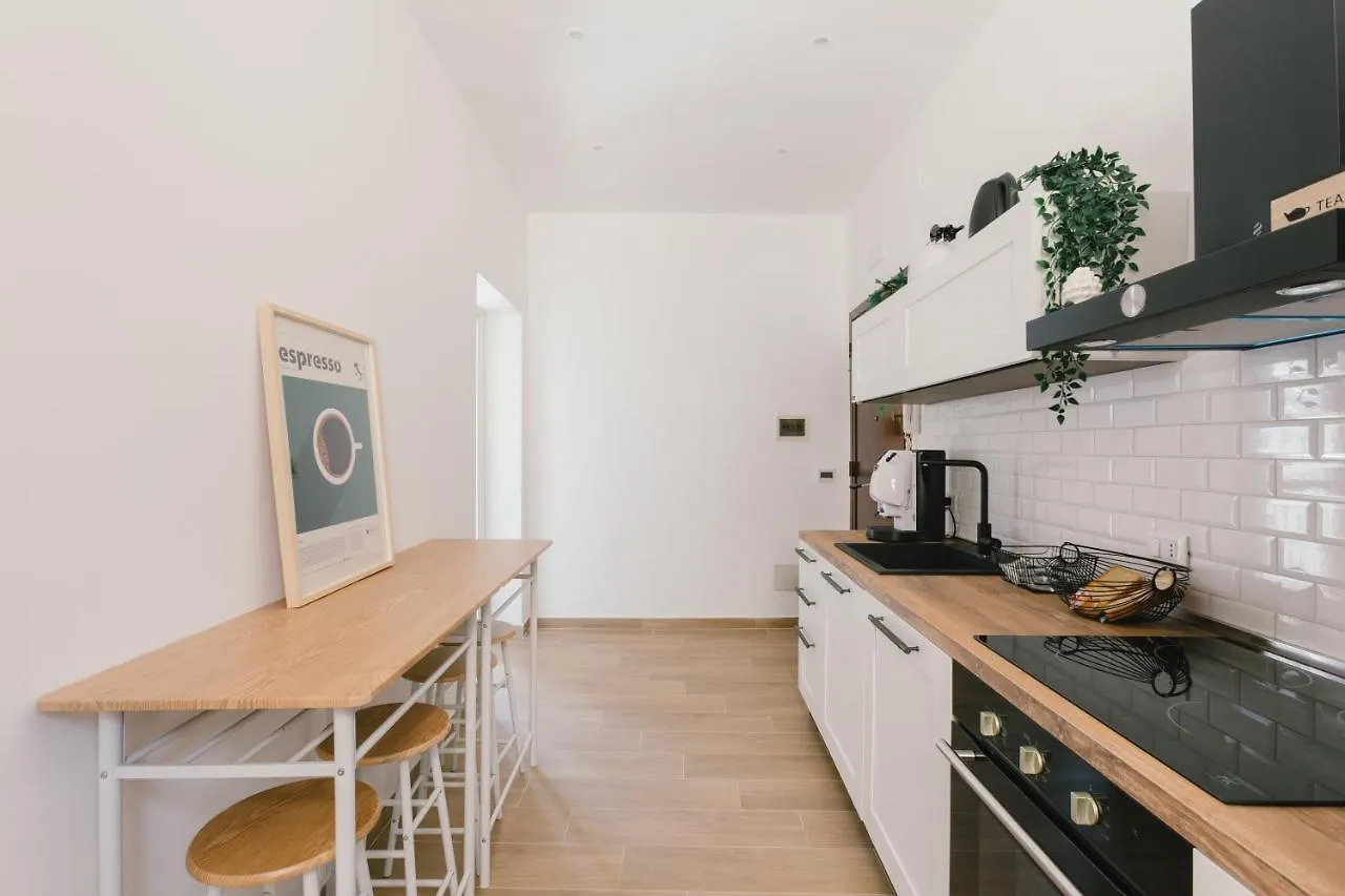 Ballaro' House Palermo Guest house