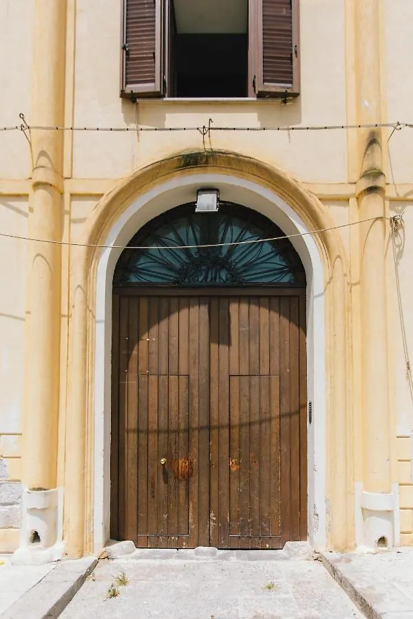 Ballaro' House Palermo 0*,