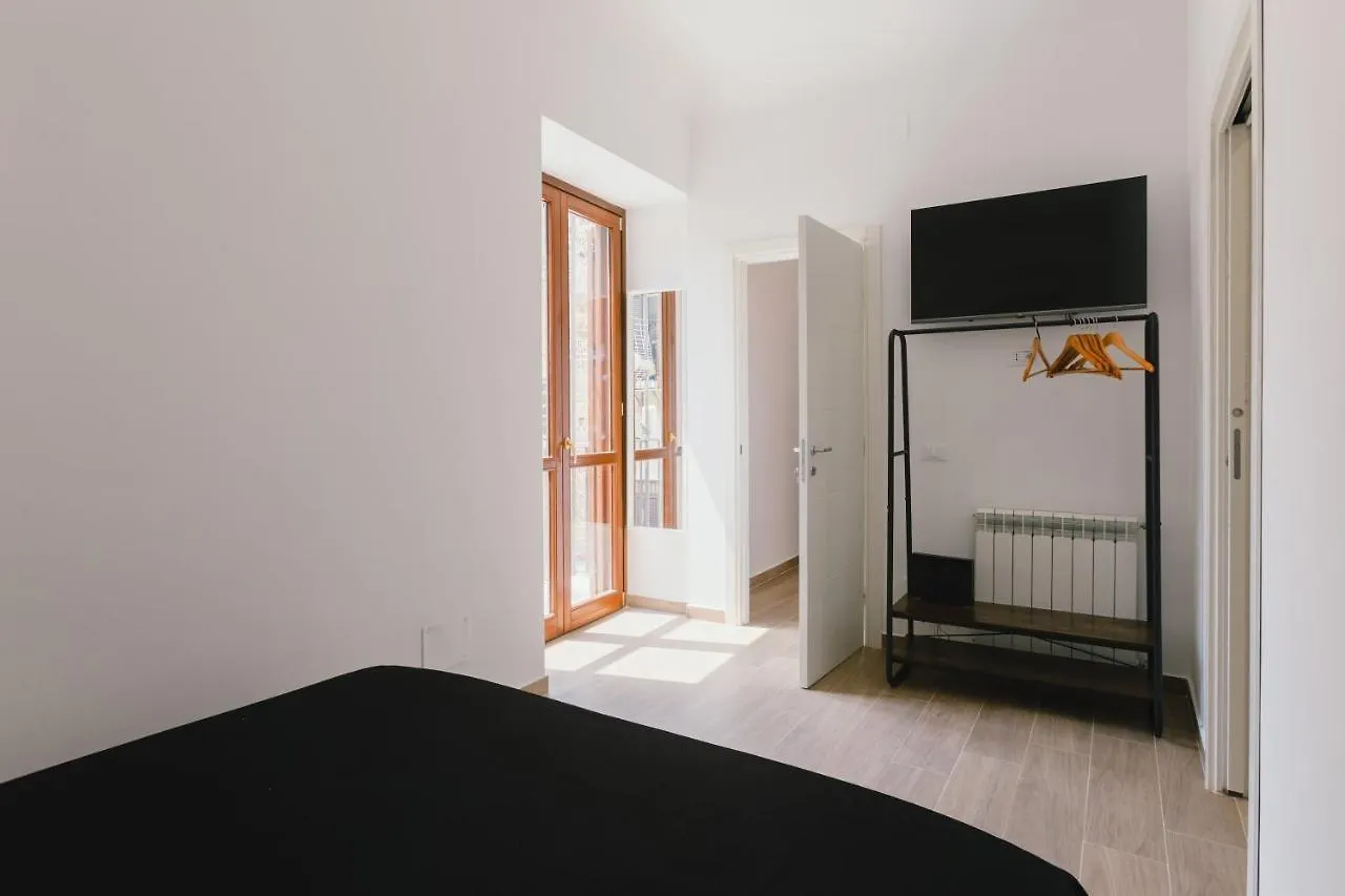 Ballaro' House Palermo Guest house